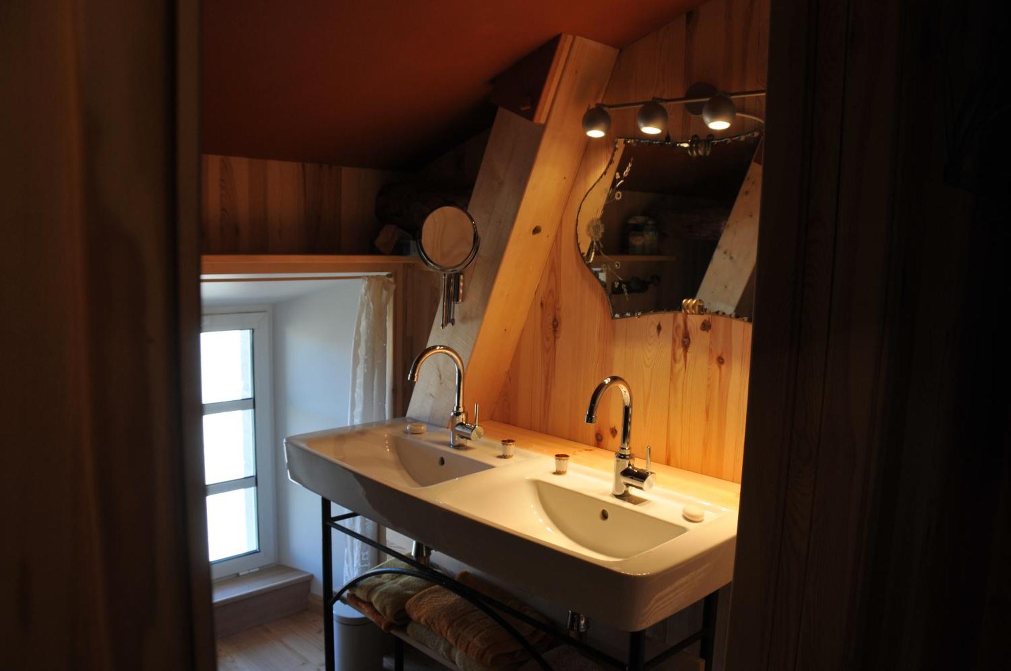 Le Potala Bed and Breakfast Le Bouchet-Saint-Nicolas Rum bild